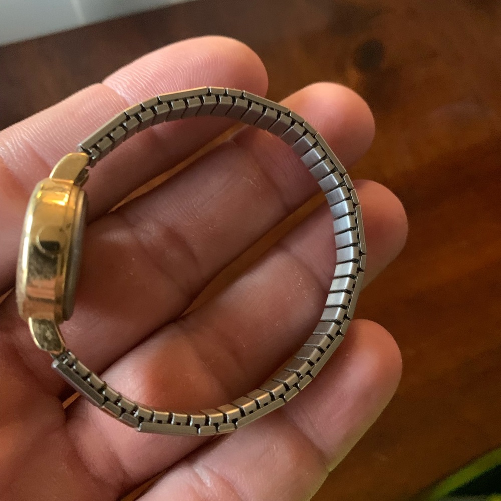 Pair of vintage women’s watches